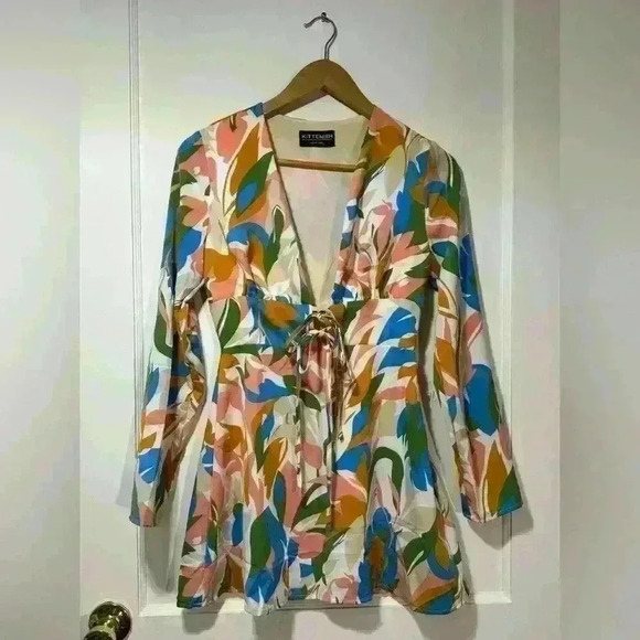 KITTENISH STAND OUT PRINTED
MINI DRESS - Picture 4 of 8